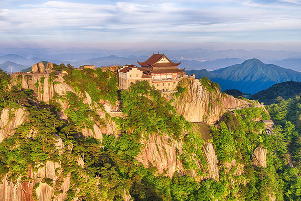 九华山在哪个省哪个市哪个县